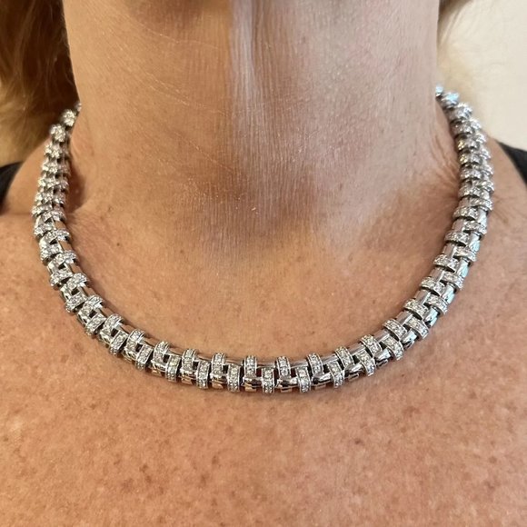 Authentic! Tiffany & Co Vannerie 18k White Gold Basket Weave Diamond Necklace - Picture 3 of 14